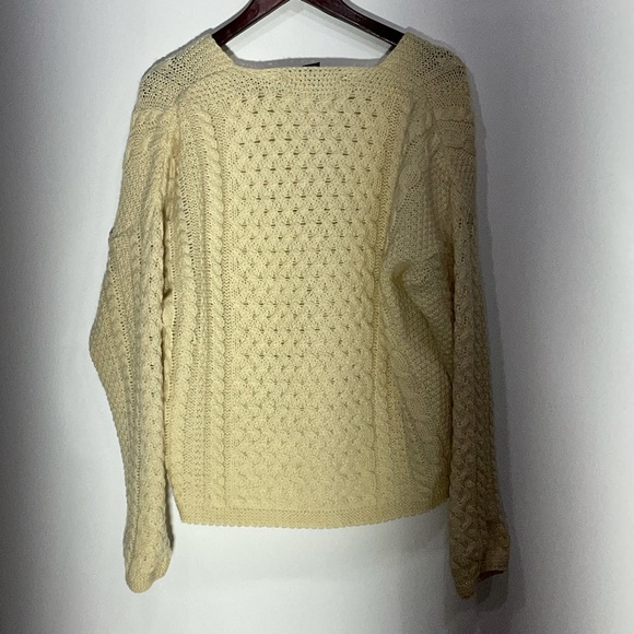 Inis Crafts Cardigan Sweater 100% Wool Button-Up Size Large - Picture 6 of 8